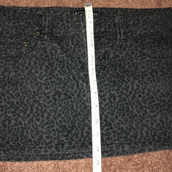 leopard print mini skirts - Picture 5 of 8
